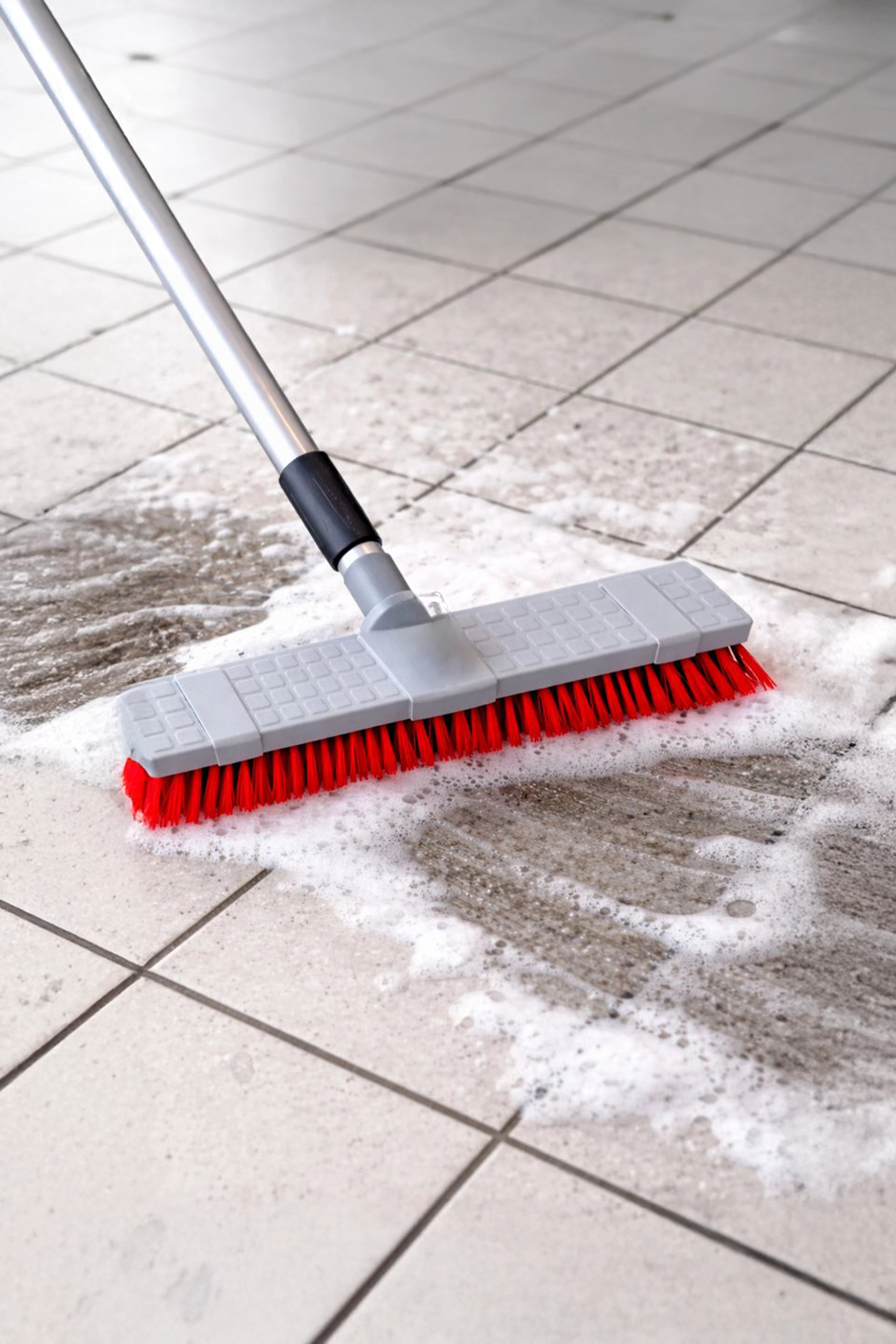 Floor Brush – Heavy Floor Brush 18"