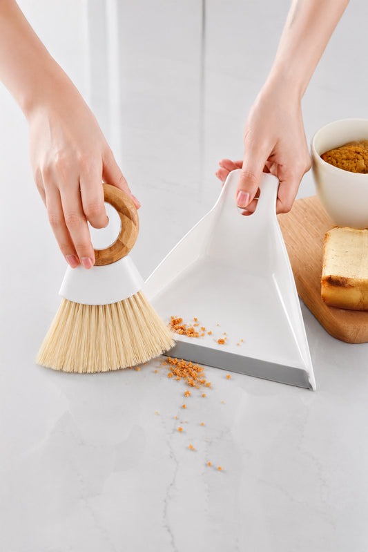 Mini Dust Pan Set Wooden